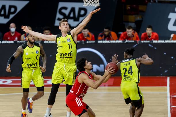 海港狼狈一 海港狼狈一