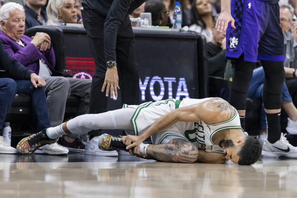 球找到进攻 球找到进攻